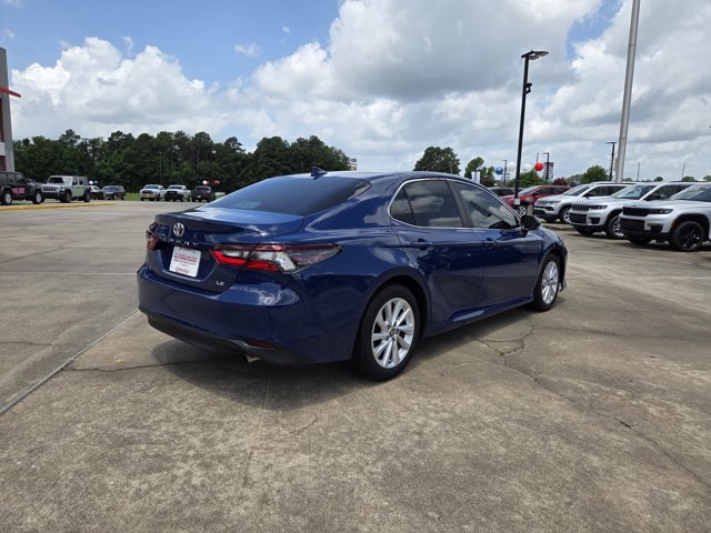 2023 Toyota Camry LE photo 6
