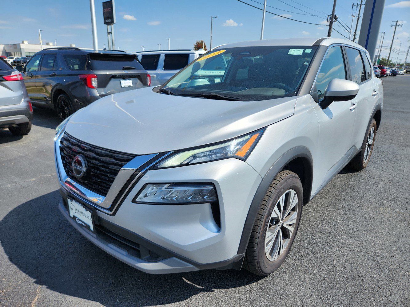 2023 Nissan Rogue SV photo 4