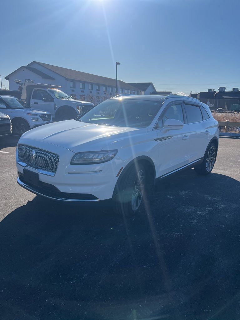 2022 Lincoln Nautilus Reserve's photo