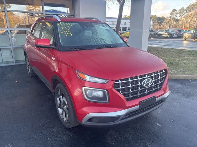 2022 Hyundai Venue SEL's photo