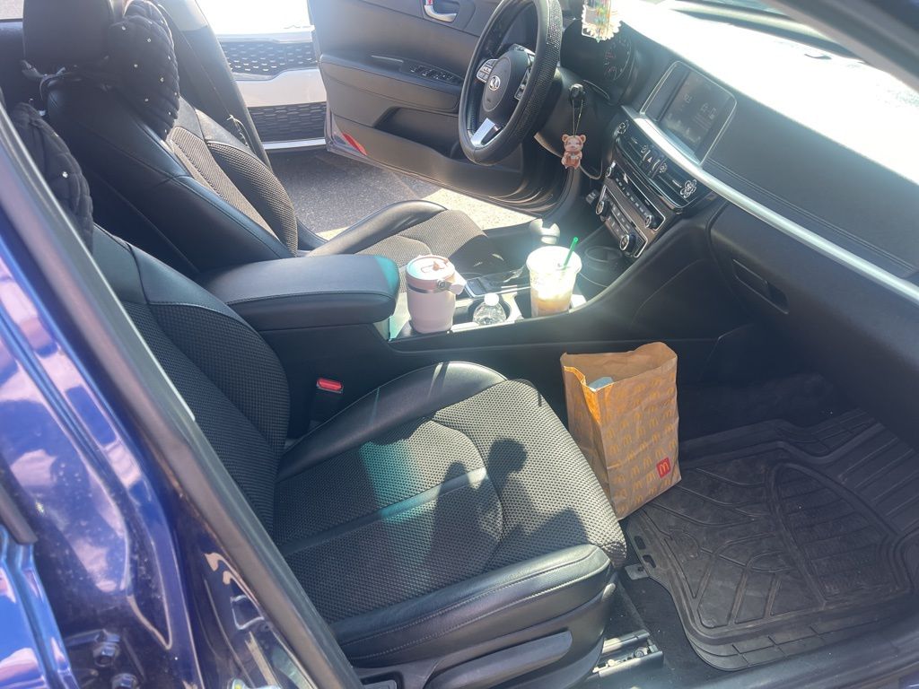 2019 Kia Optima S photo 14