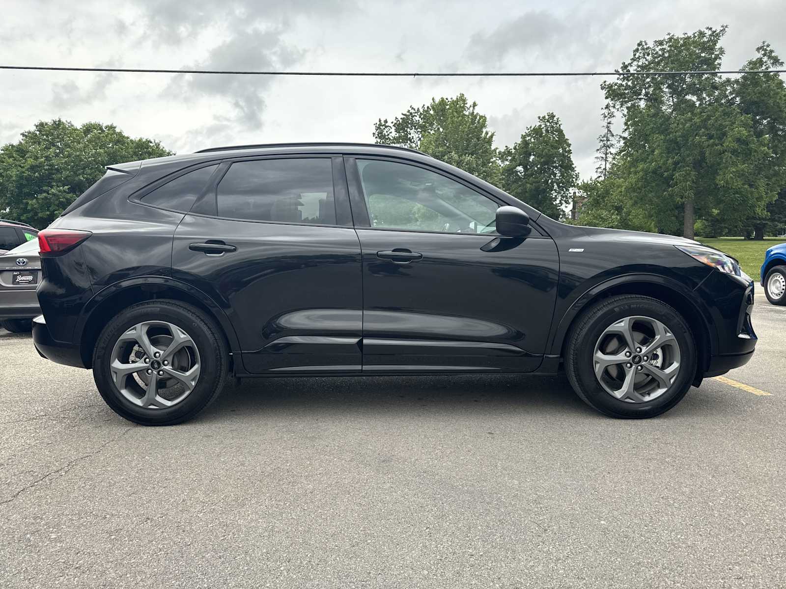 2024 Ford Escape ST-Line photo 4