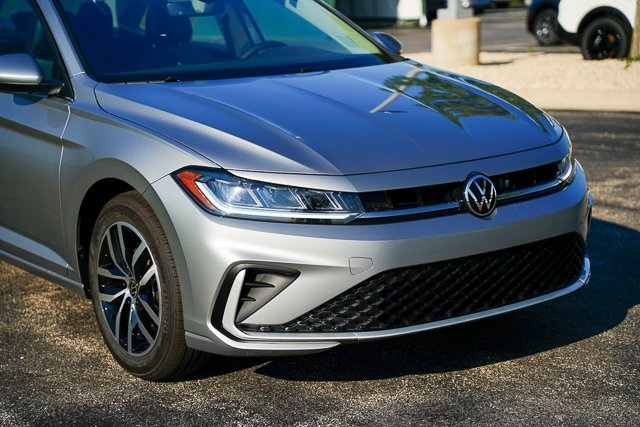 2025 Volkswagen Jetta 1.5T SE photo 39