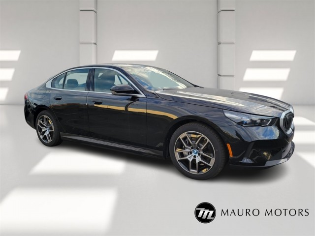 Used 2025 BMW i5 xDrive40 4D Sedan in Bridgeport #C7338L | BMW of ...