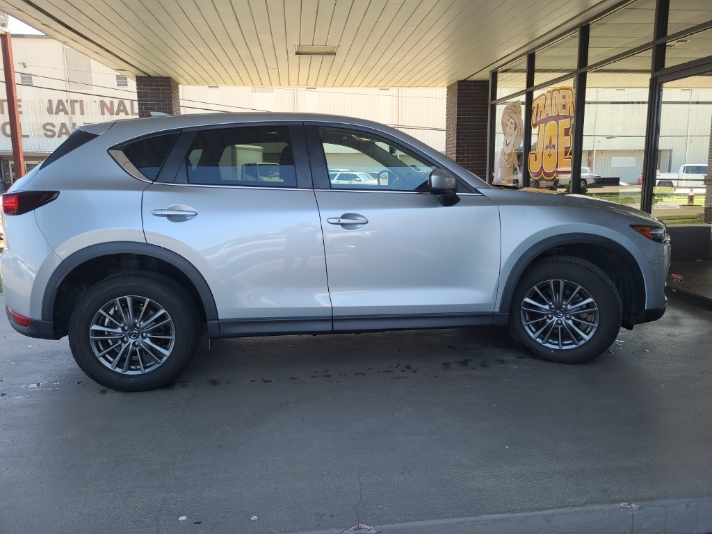 2020 Mazda CX-5 Touring photo 4