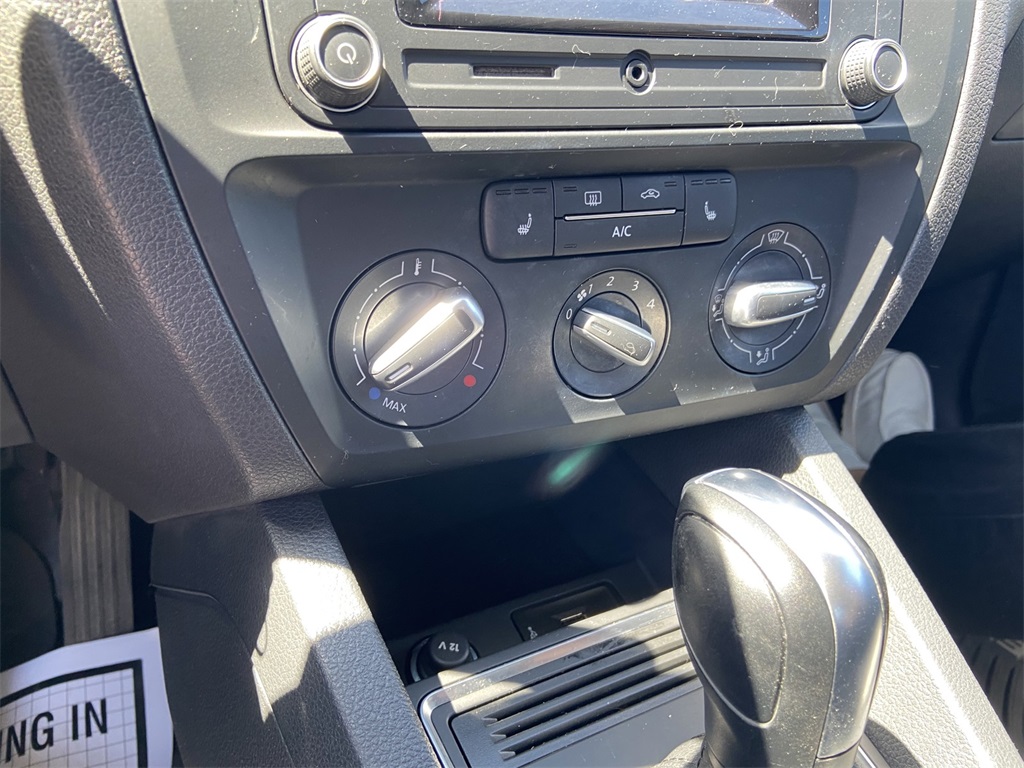 2017 Volkswagen Jetta 1.4T S photo 19