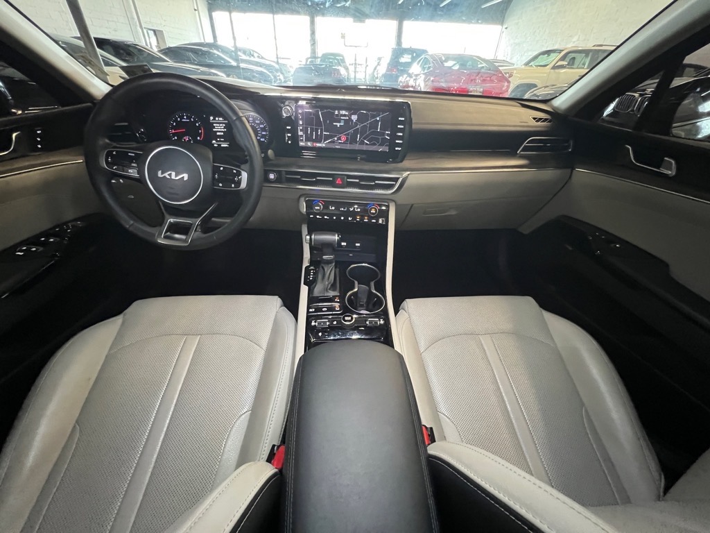 2022 Kia K5 EX photo 21