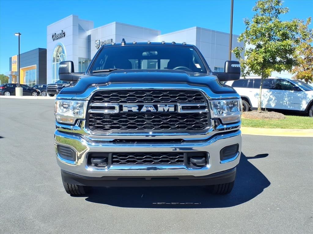 2023 Ram 2500 Tradesman photo 2