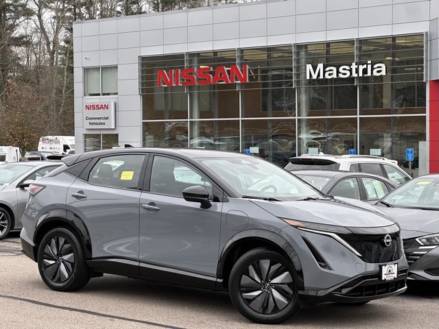 2024 Nissan ARIYA Engage's photo