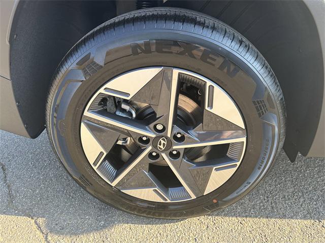 2025 Hyundai Tucson Hybrid SEL Convenience photo 16