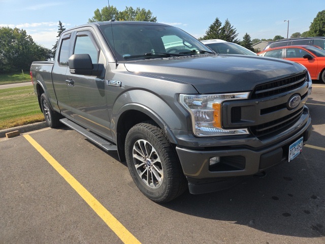 2018 Ford F-150 XLT photo 2