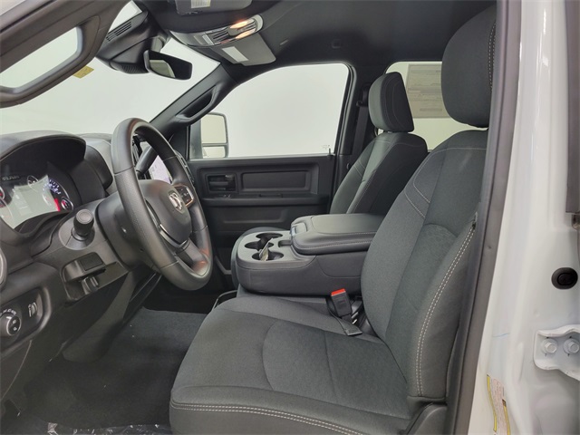 2025 Ram 2500 Tradesman photo 16