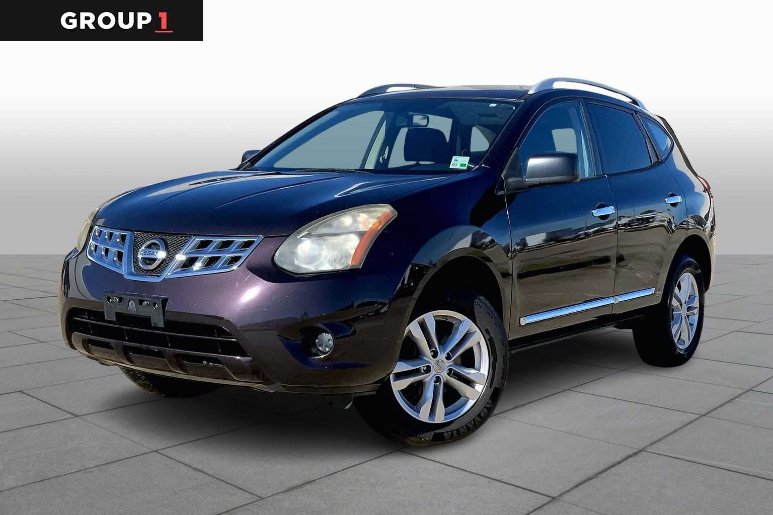 2015 Nissan Rogue Select S's photo