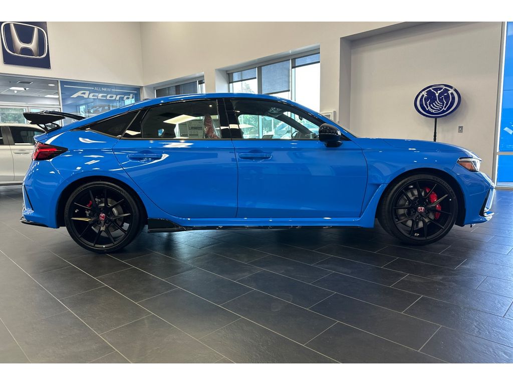 2025 Honda Civic Type R Touring photo 3