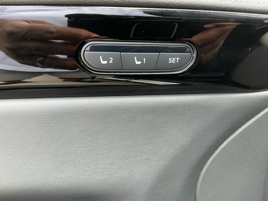 2025 Infiniti QX60 Pure photo 20