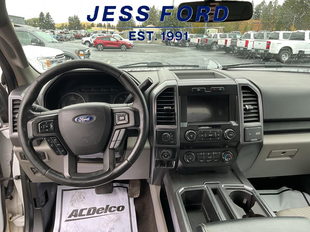 2019 Ford F-150 XLT photo 14