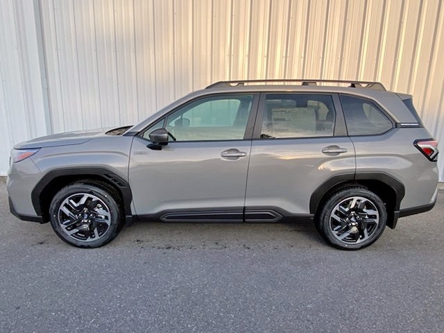 2025 Subaru Forester Limited photo 3