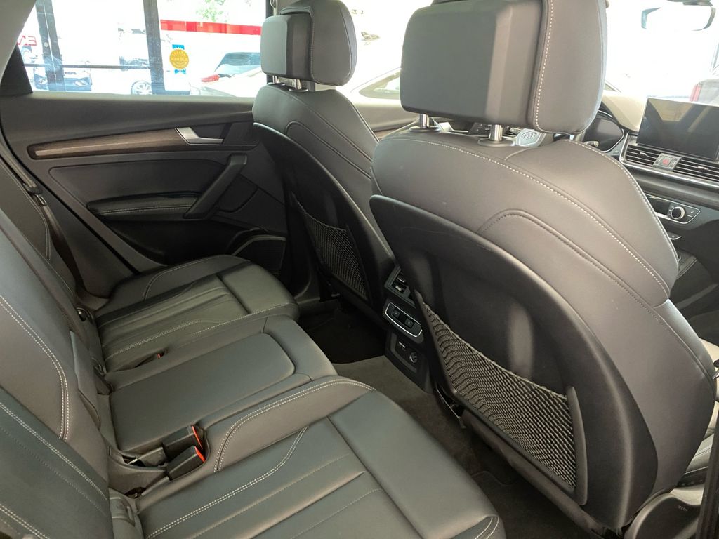 2024 Audi Q5 45 S line Premium photo 16