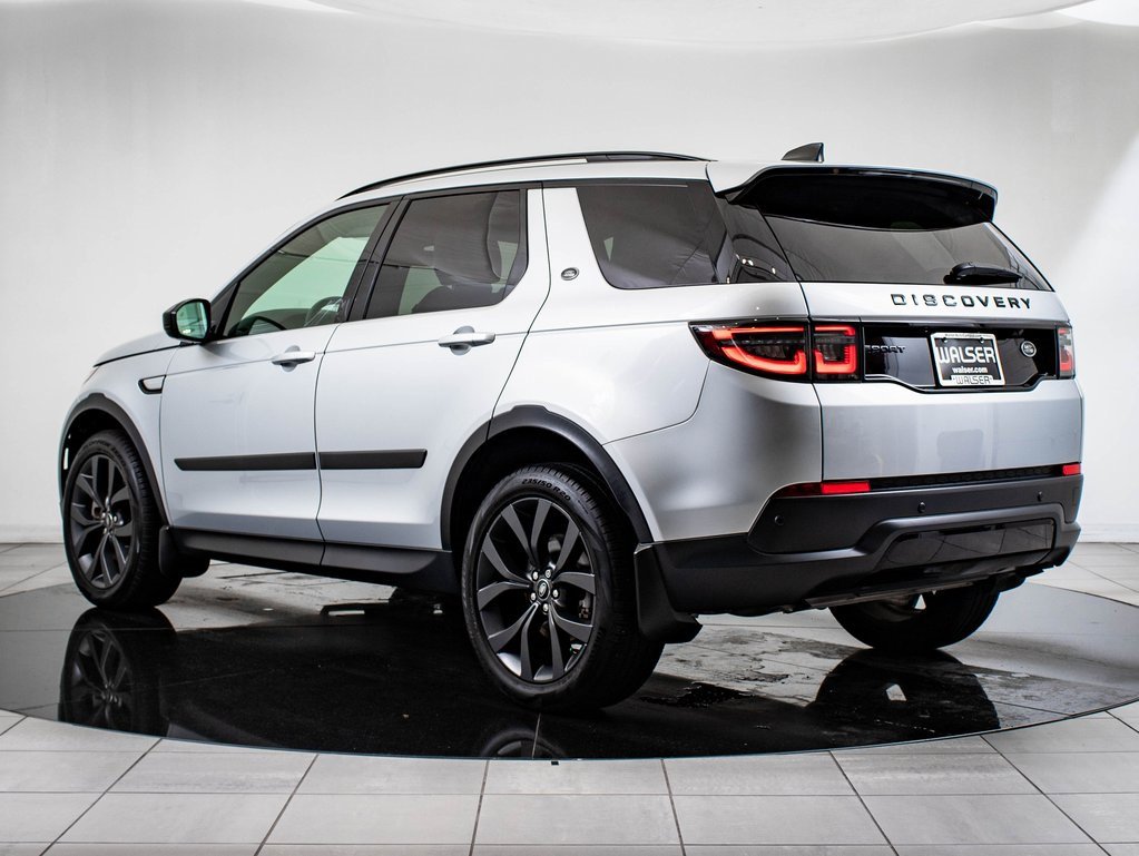 2022 Land Rover Discovery Sport SE photo 6