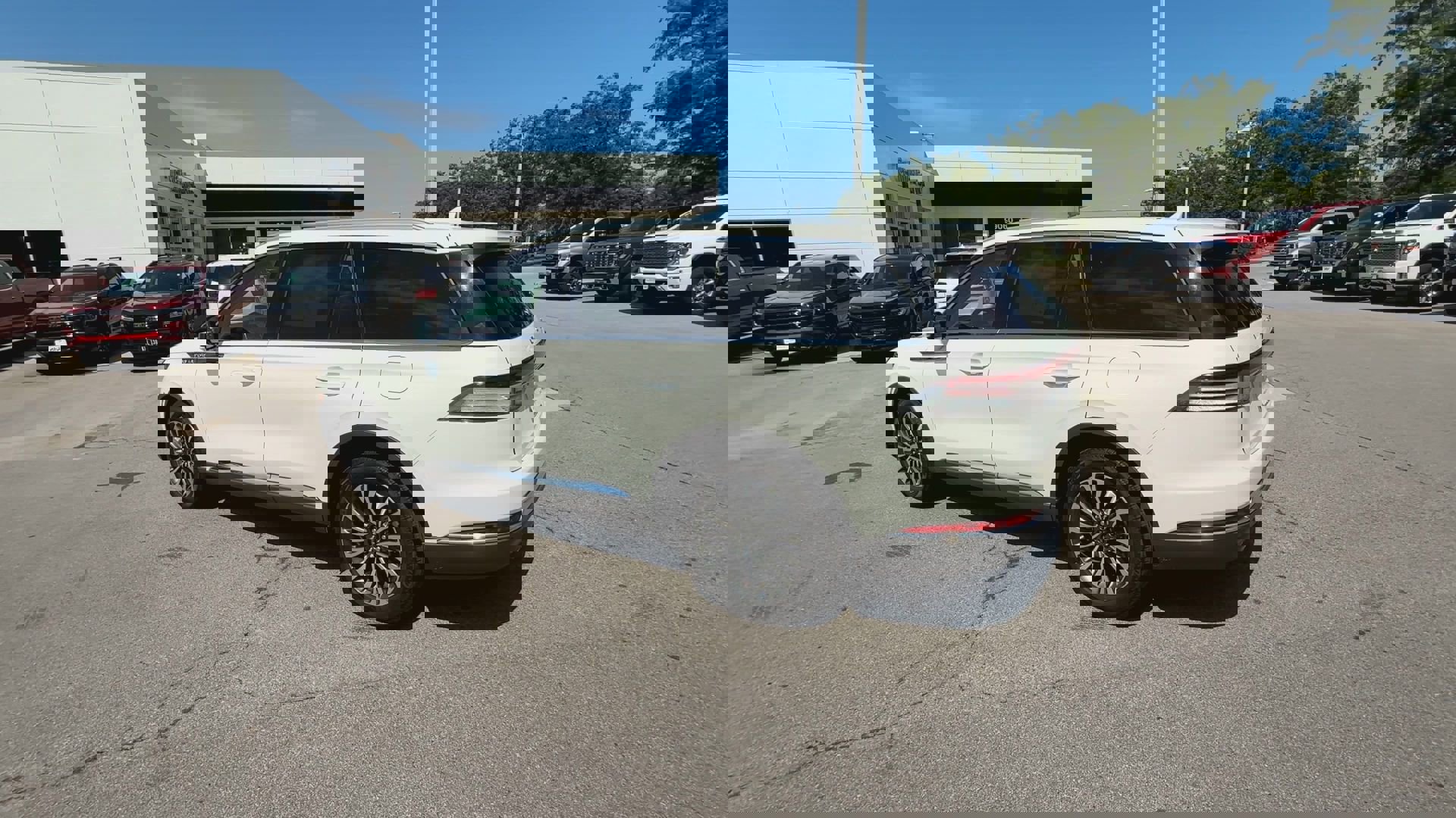 2023 Lincoln Aviator Reserve photo 5