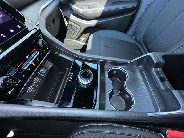 2025 Jeep Grand Cherokee Laredo photo 26