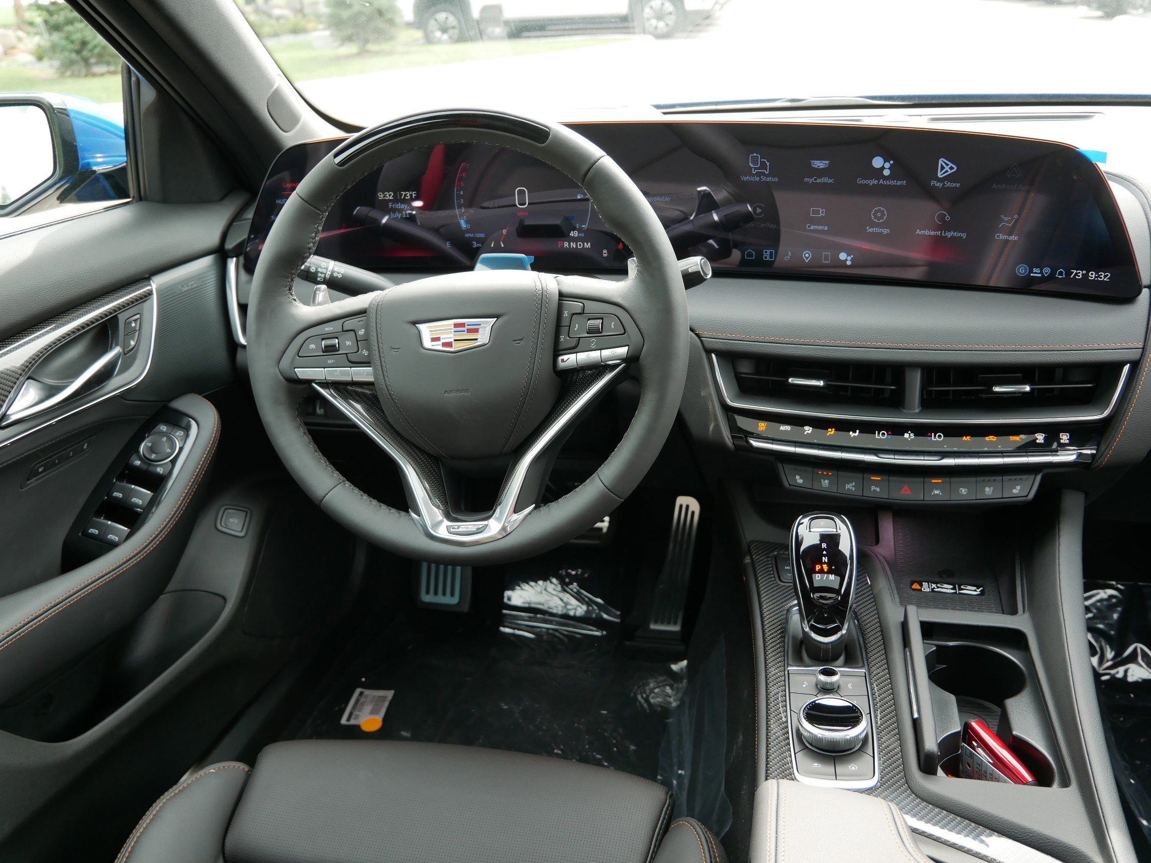 2026 Cadillac CT5 V photo 9