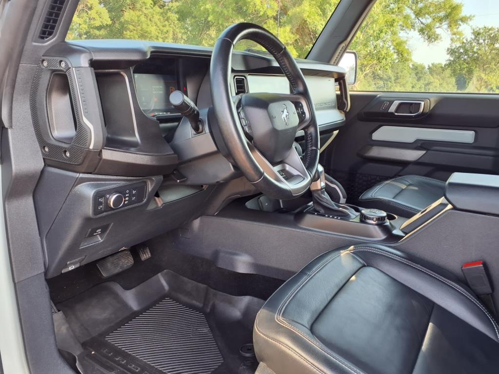 2021 Ford Bronco First Edition photo 27