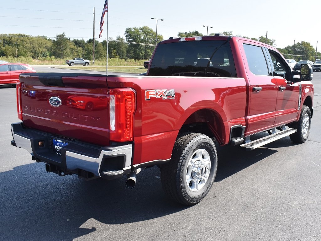 2026 Ford F-350 XLT photo 11