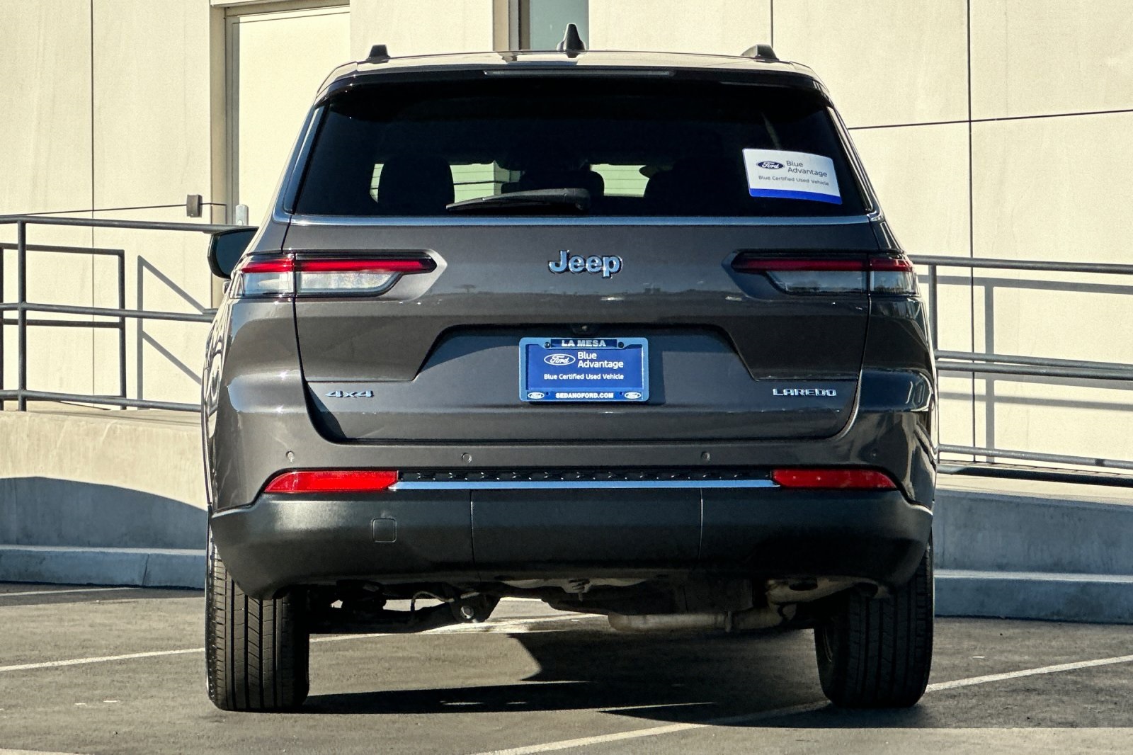 2024 Jeep Grand Cherokee Laredo photo 4