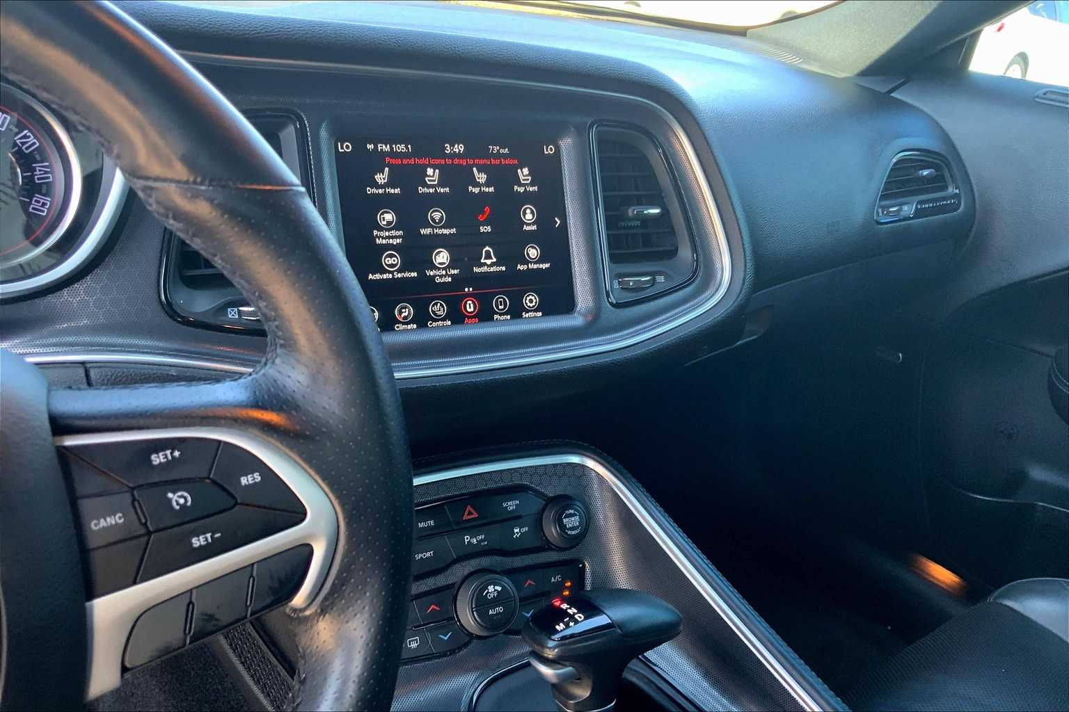 2018 Dodge Challenger R/T photo 6