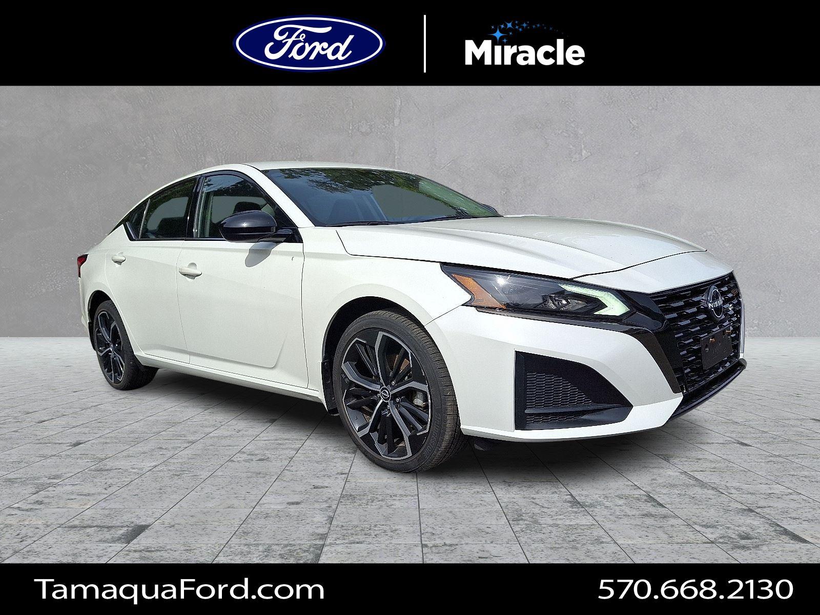 2023 Nissan Altima SR