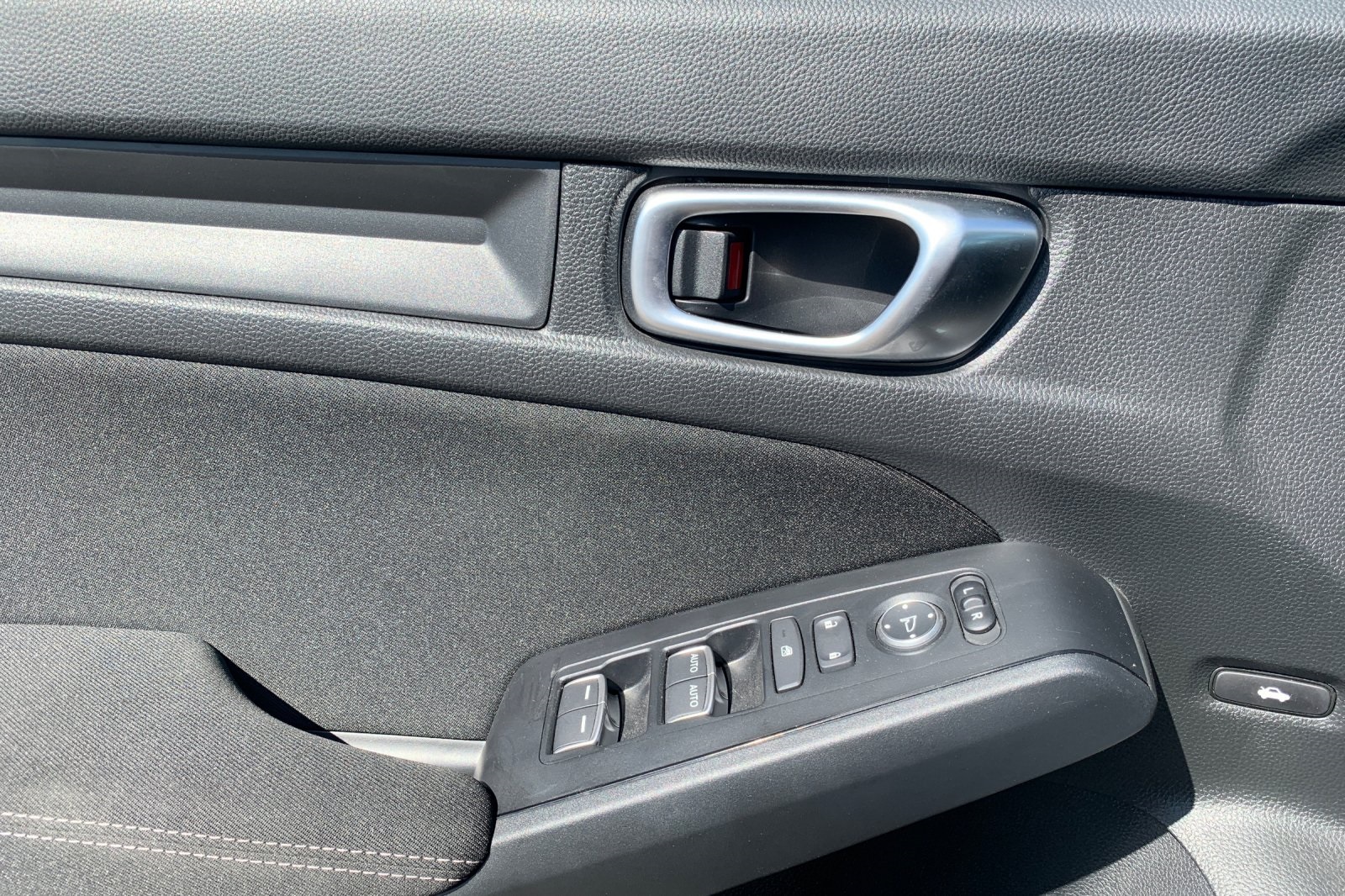2023 Honda Civic Sport photo 11