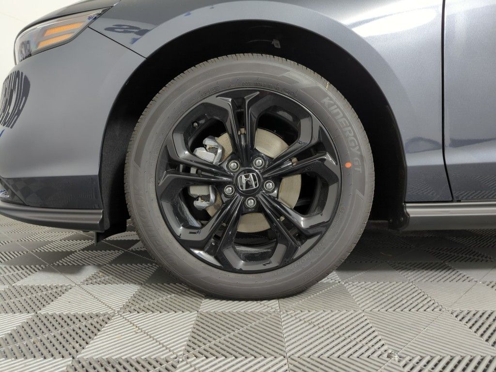 2025 Honda Accord SE photo 11