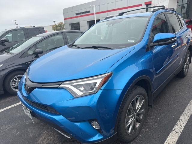 2017 Toyota RAV4 Limited photo 4