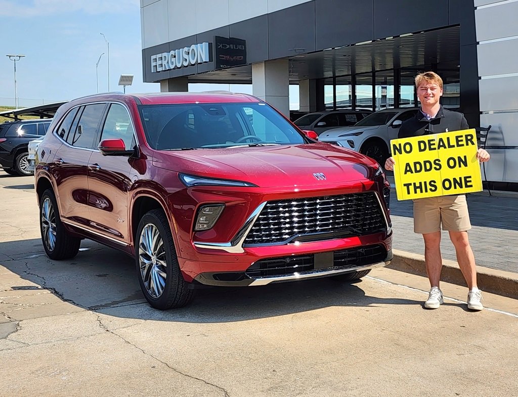 2026 Buick Enclave Avenir's photo