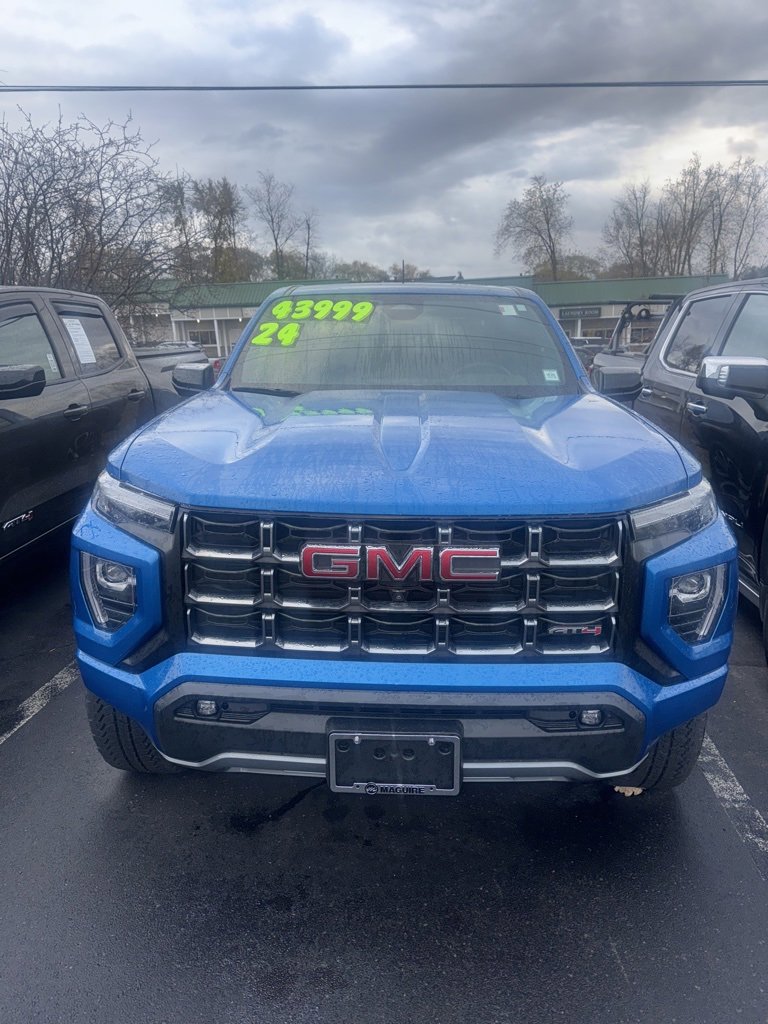 2024 GMC Canyon AT4's photo