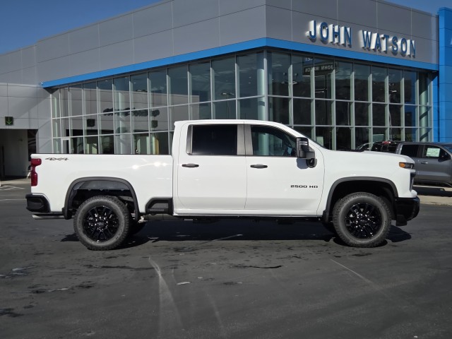 2026 Chevrolet Silverado 2500HD Custom photo 3