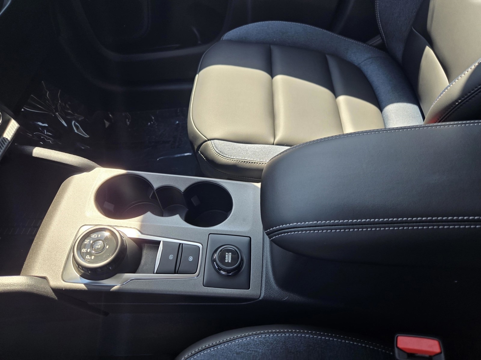 2025 Ford Bronco Sport Outer Banks photo 12