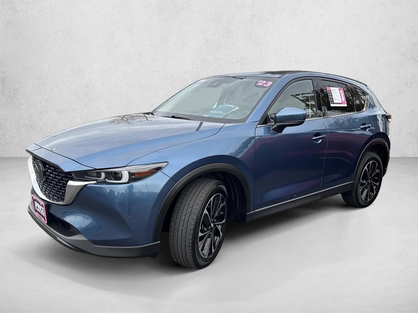 2023 Mazda CX-5 S Premium package's photo