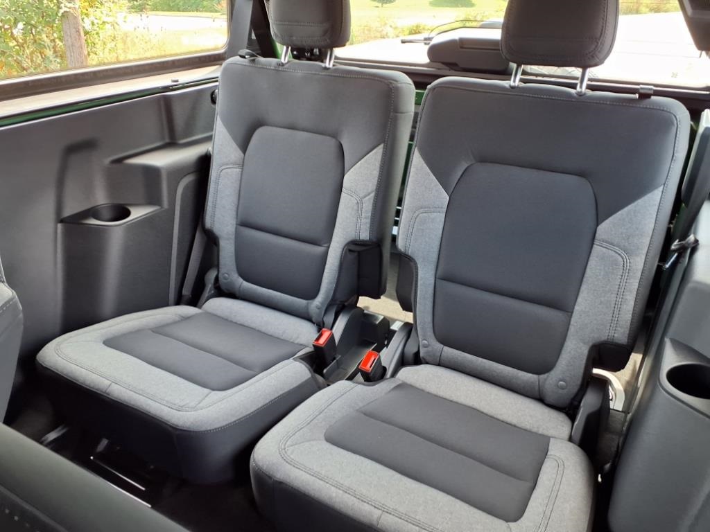 2025 Ford Bronco Base photo 5