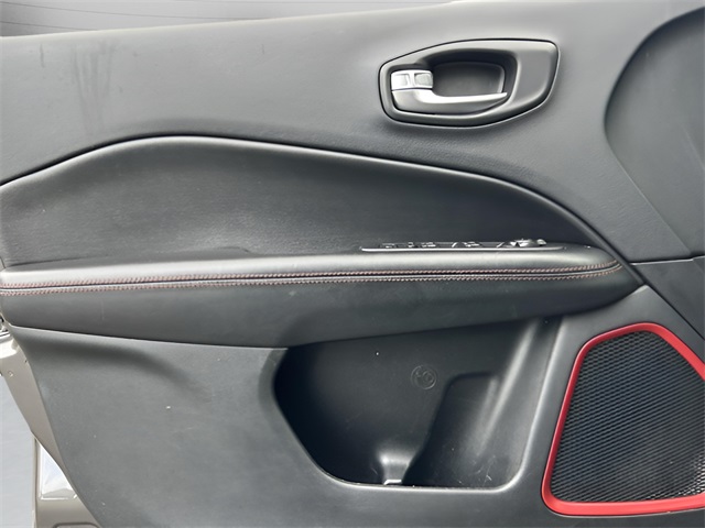2020 Jeep Compass Trailhawk photo 9
