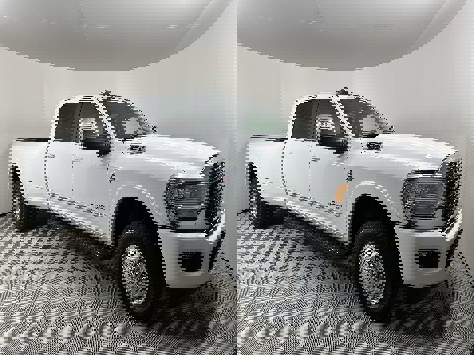 2024 Ram 3500 Limited photo 2