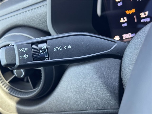 2025 Chevrolet Colorado LT photo 23