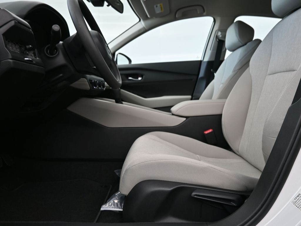 2025 Honda Accord 1.5T LX photo 13