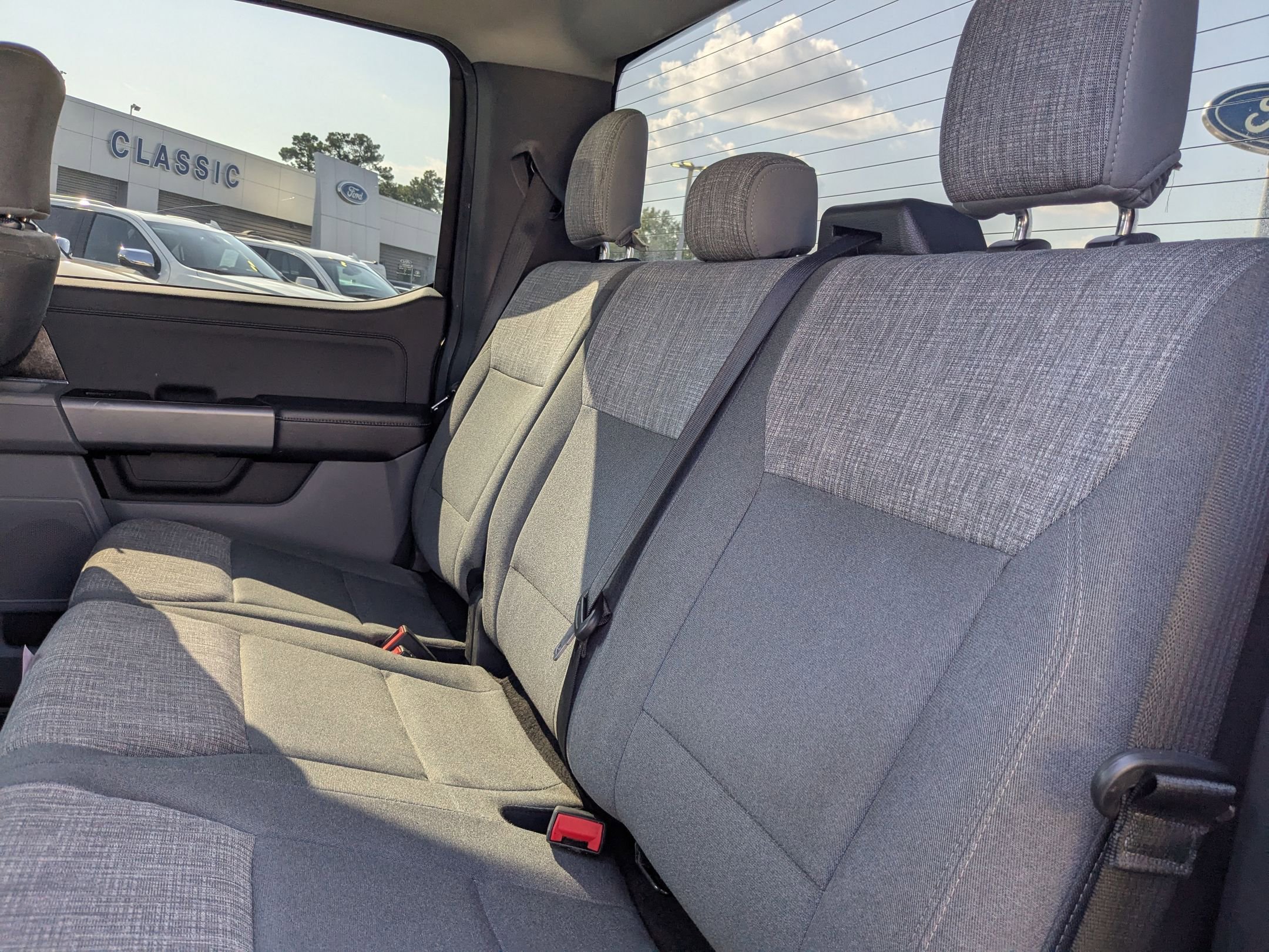2022 Ford F-150 XLT photo 28