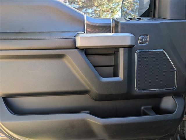 2020 Ford F-150 Lariat photo 10