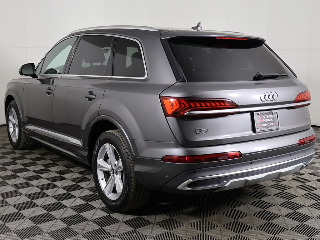 2022 Audi Q7 45 Premium Plus photo 12