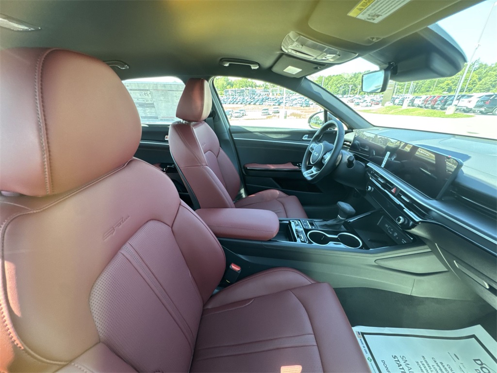 2026 Kia K5 GT-Line photo 13