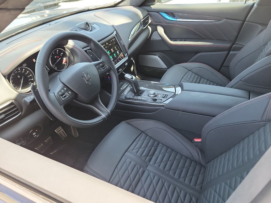2023 Maserati Levante Trofeo photo 4
