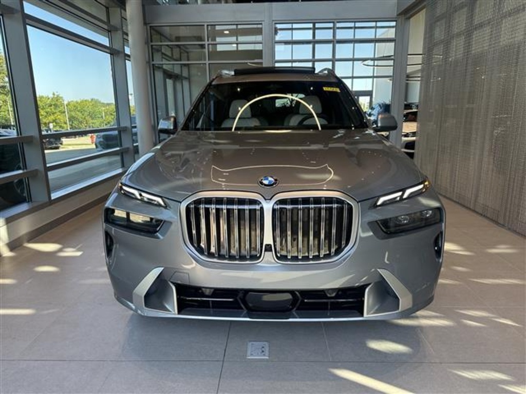 2026 Bmw X7 xDrive40i photo 2